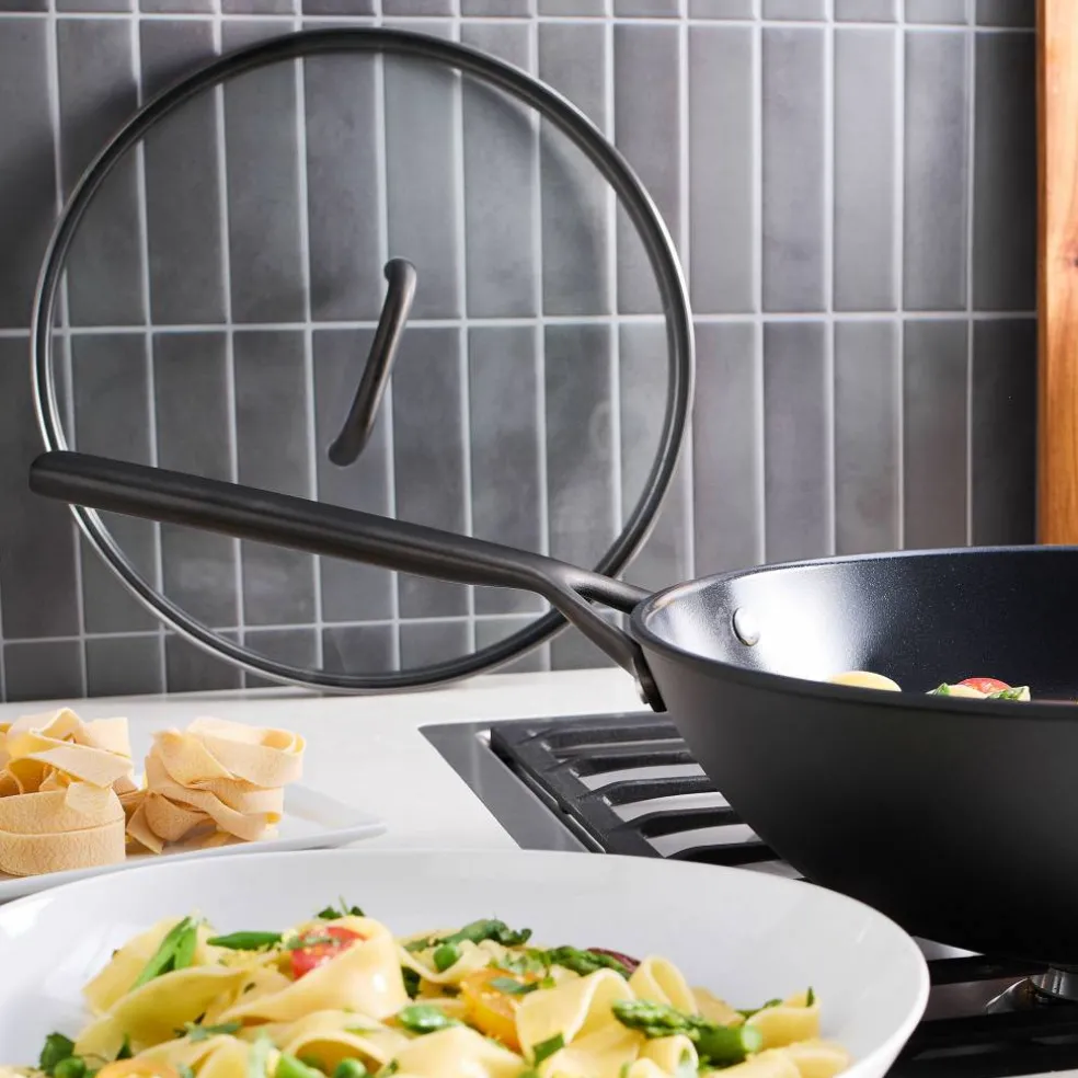 Milano wok 30 cm med glaslock, svart
