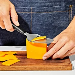 Non-stick osthyvel