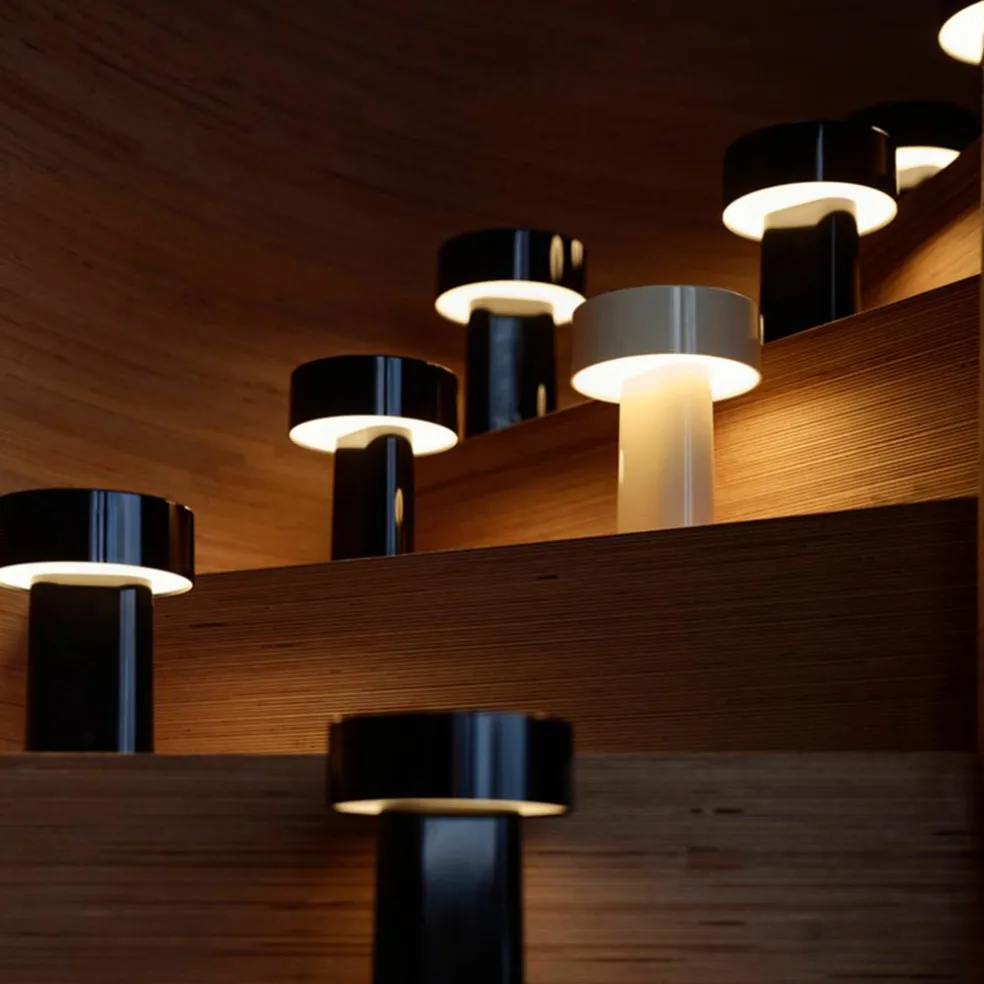 Oblong lampa, varmgrå