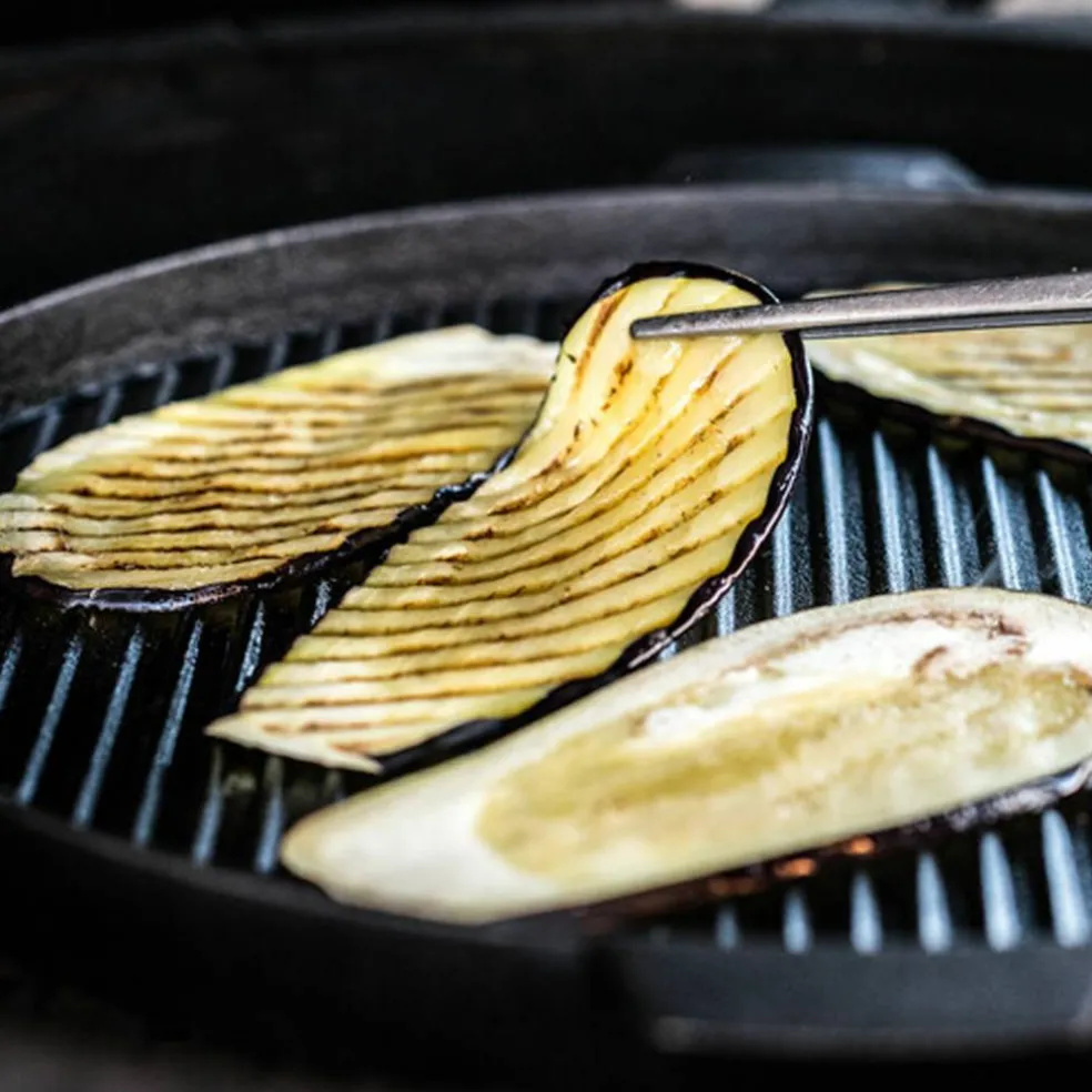 Plancha large, räfflad gjutjärnsplatta