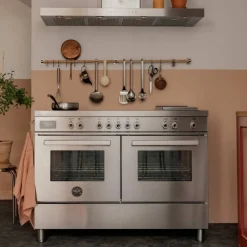 Professional PRO125I2EROT2 induktionsspis 120 cm med 5 zoner, elektriskt stekbord och 2 ugnar, röd