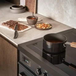 PRO95I1EXT Professional induktionsspis med singelugn, 90 cm, rostfritt stål