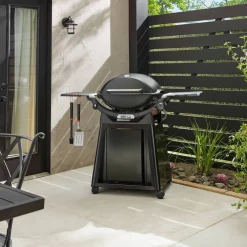 Q3200N+ Gasolgrill med premiumvagn