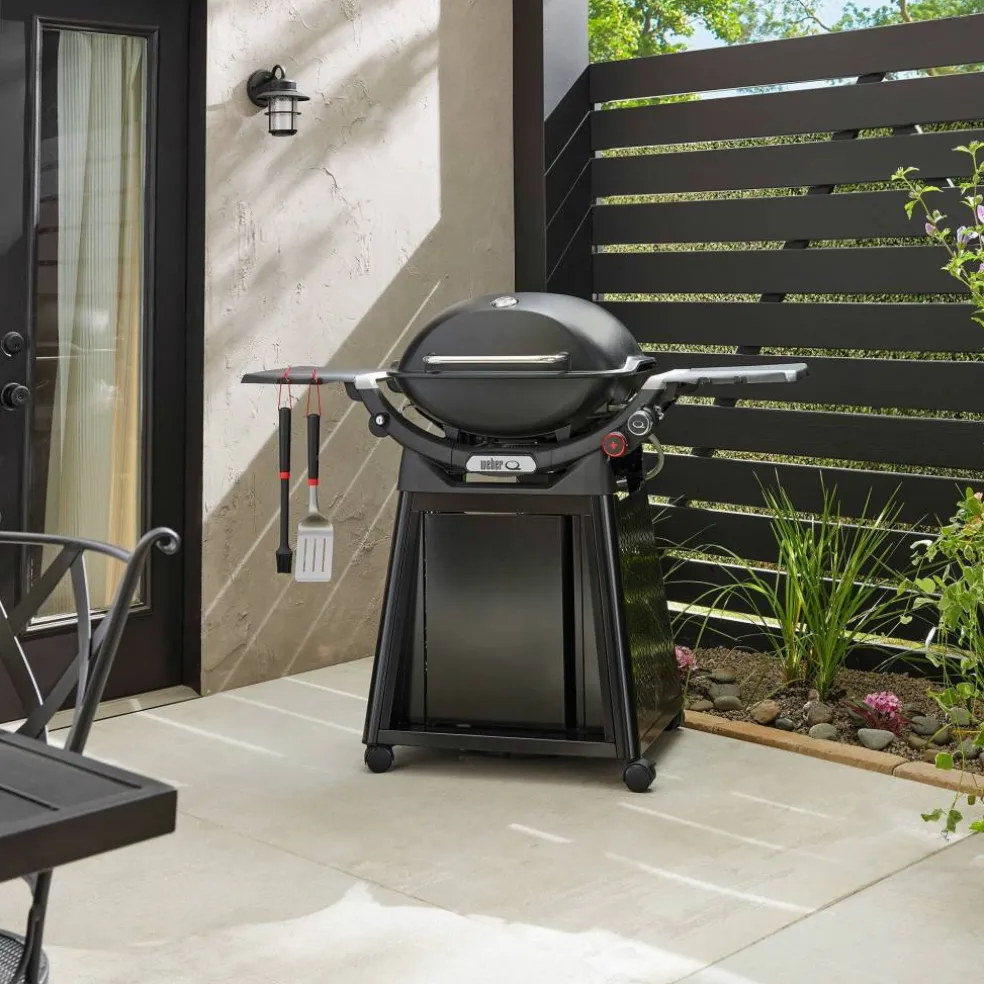 Q3200N+ Gasolgrill med premiumvagn