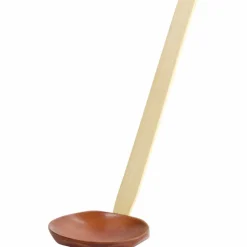 Ramensked, trä