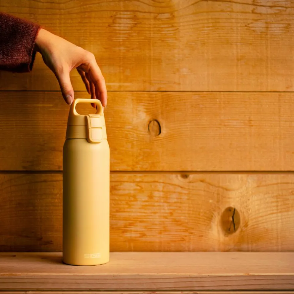 Shield Therm ONE termosflaska 0,75 liter, dusk