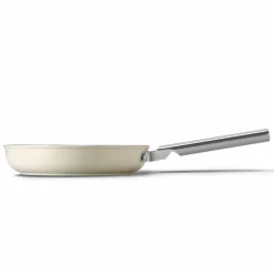 Stekpanna 24 cm, svart