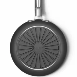 Stekpanna 20 cm, svart