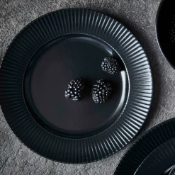 Tallrik 27 cm Svart Stengods