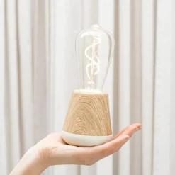 The Humble One bordslampa, black wood