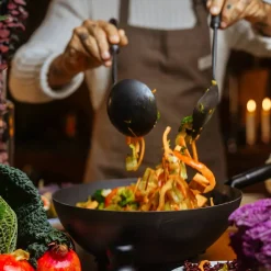 Wok-set i kolstål