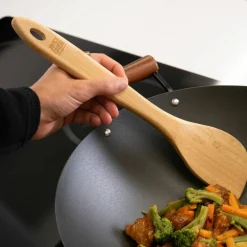 Wokspade 33 cm, polerad bambu